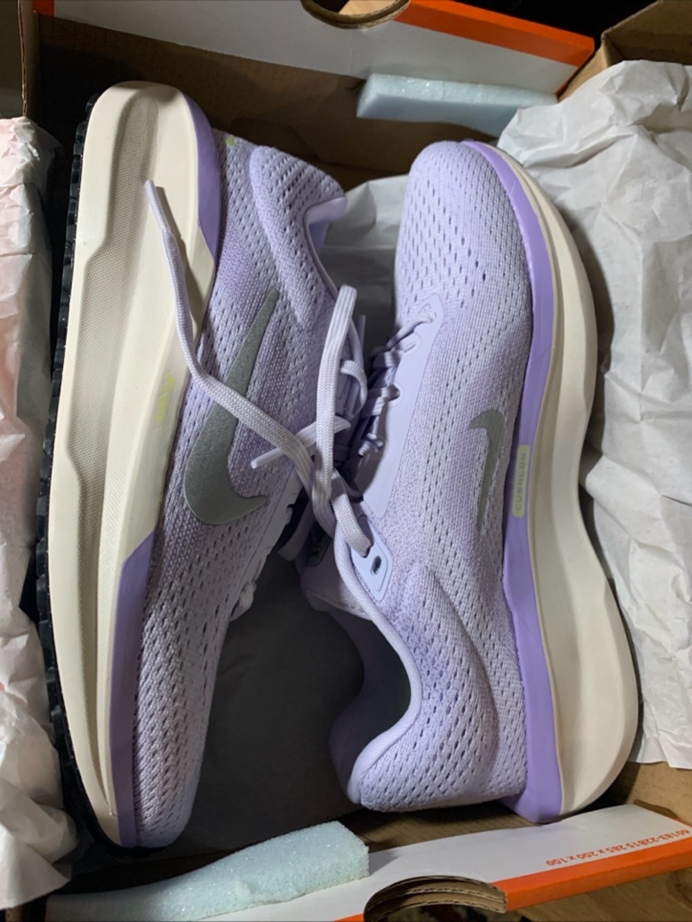 NIKE AIRFLO 11 Size 6 - New Amethyst & Metallic Silver